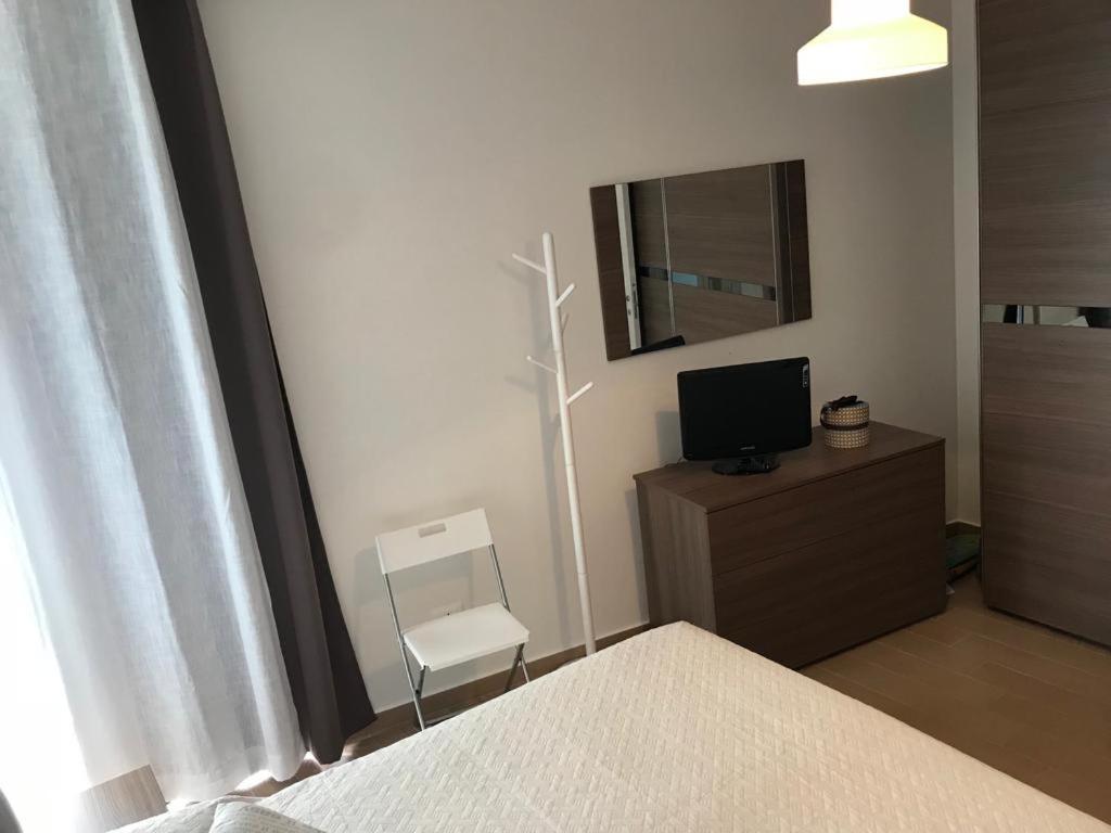 Appartement 5 Miles Apt à Rocca Cinquemiglia Extérieur photo